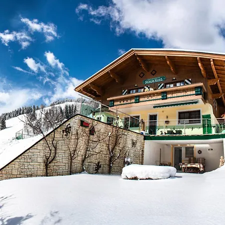 Lägenhet Garten-apartment Seighaeusl - Mit Pool & Joker Card Saalbach-Hinterglemm